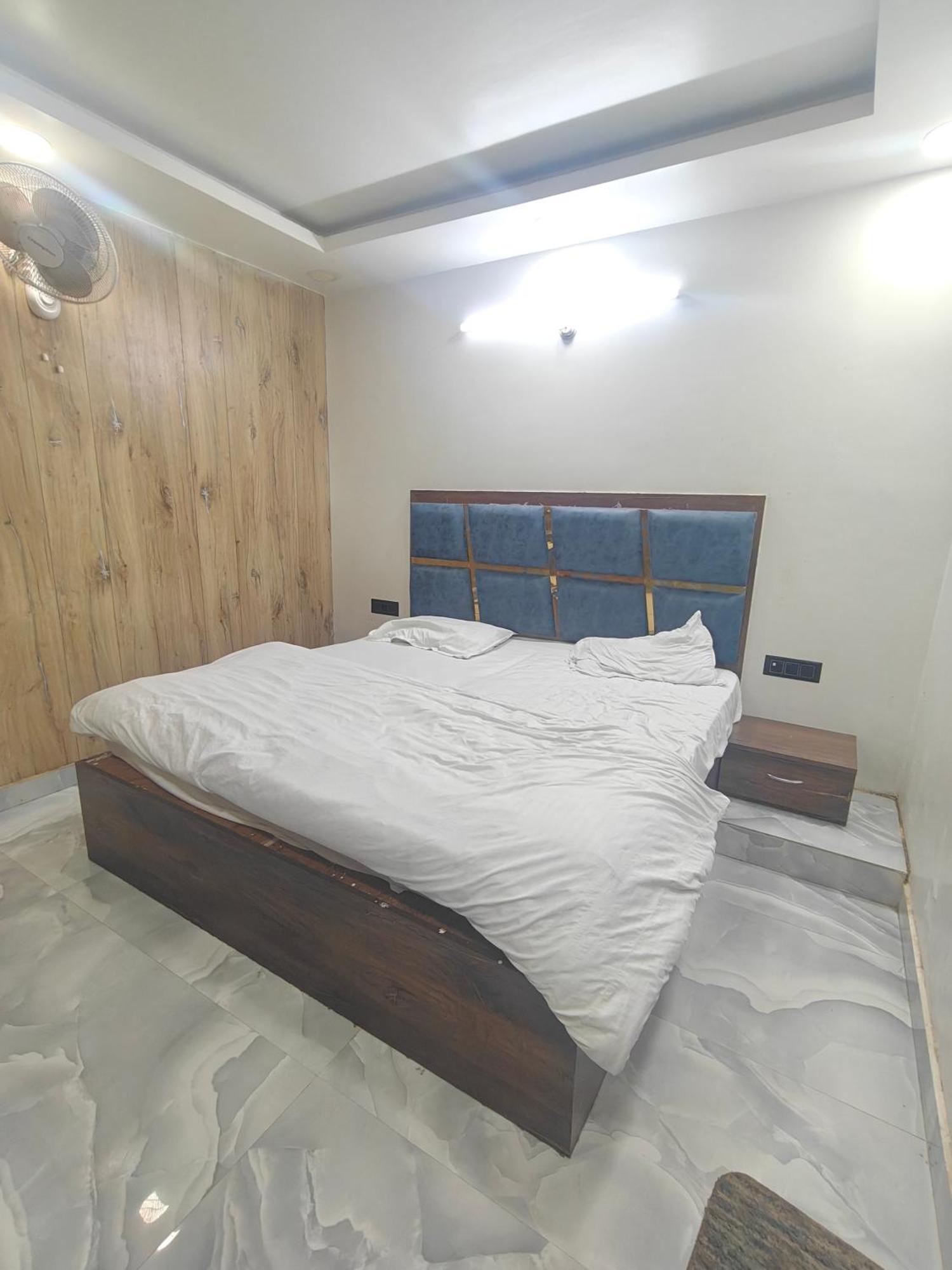 Hotel Love Inn ラクナウ エクステリア 写真